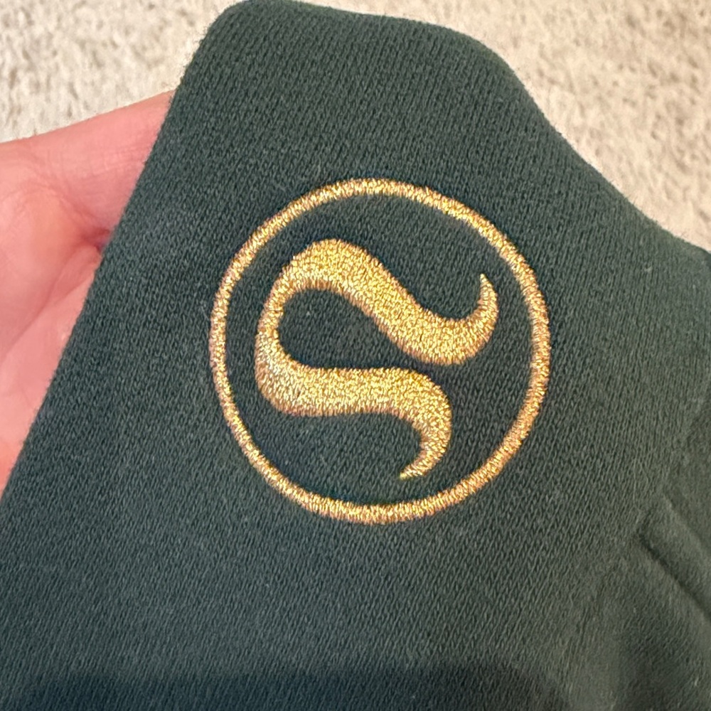 lululemon 1/2 zip scuba hoody - Picture 3 of 4